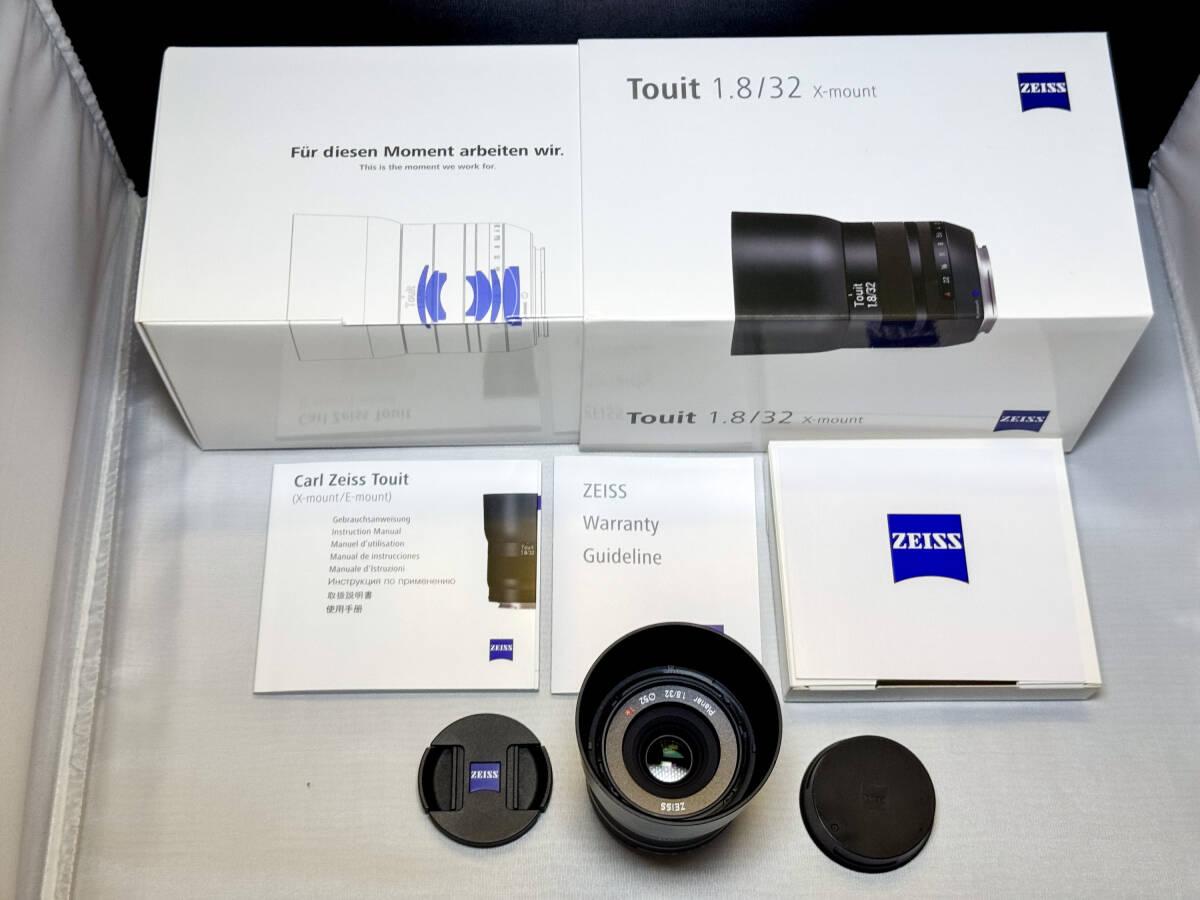 【中古】富士フイルム カールツァイス Carl Zeiss Touit 1.8/32M FUJIFILM 単焦点 X-T5 X-T4 X-H2 Xマウント_画像2