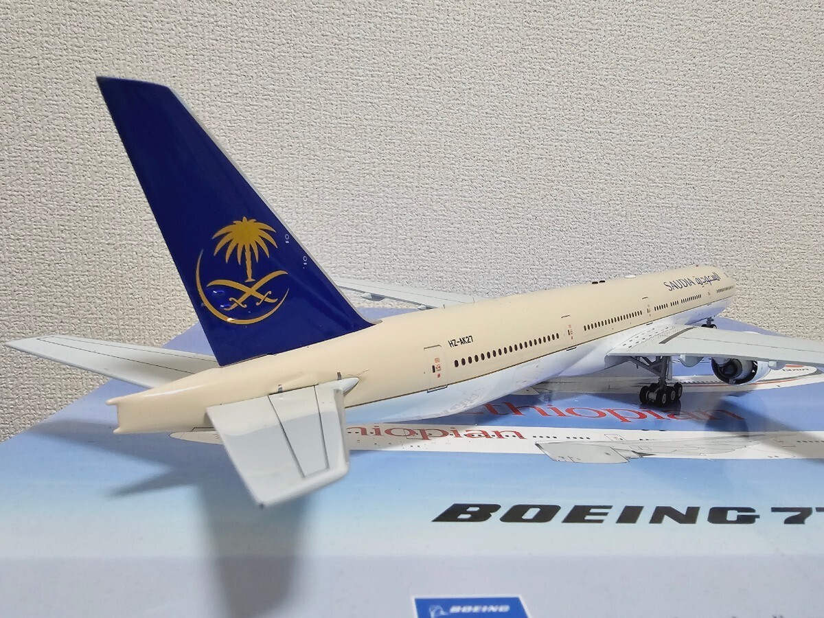 inflight200 1/200 サウディア saudia B777-300ER _画像3