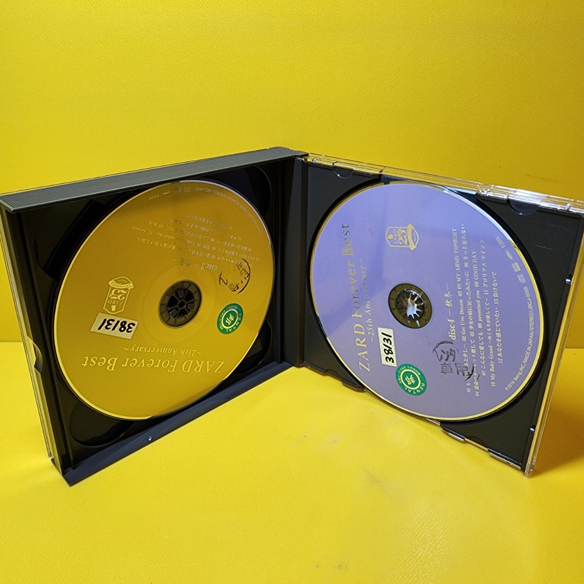 ※新品ケース交換済み ZARD Forever Best～25th Anniversary～（4CD）ZARDの画像4