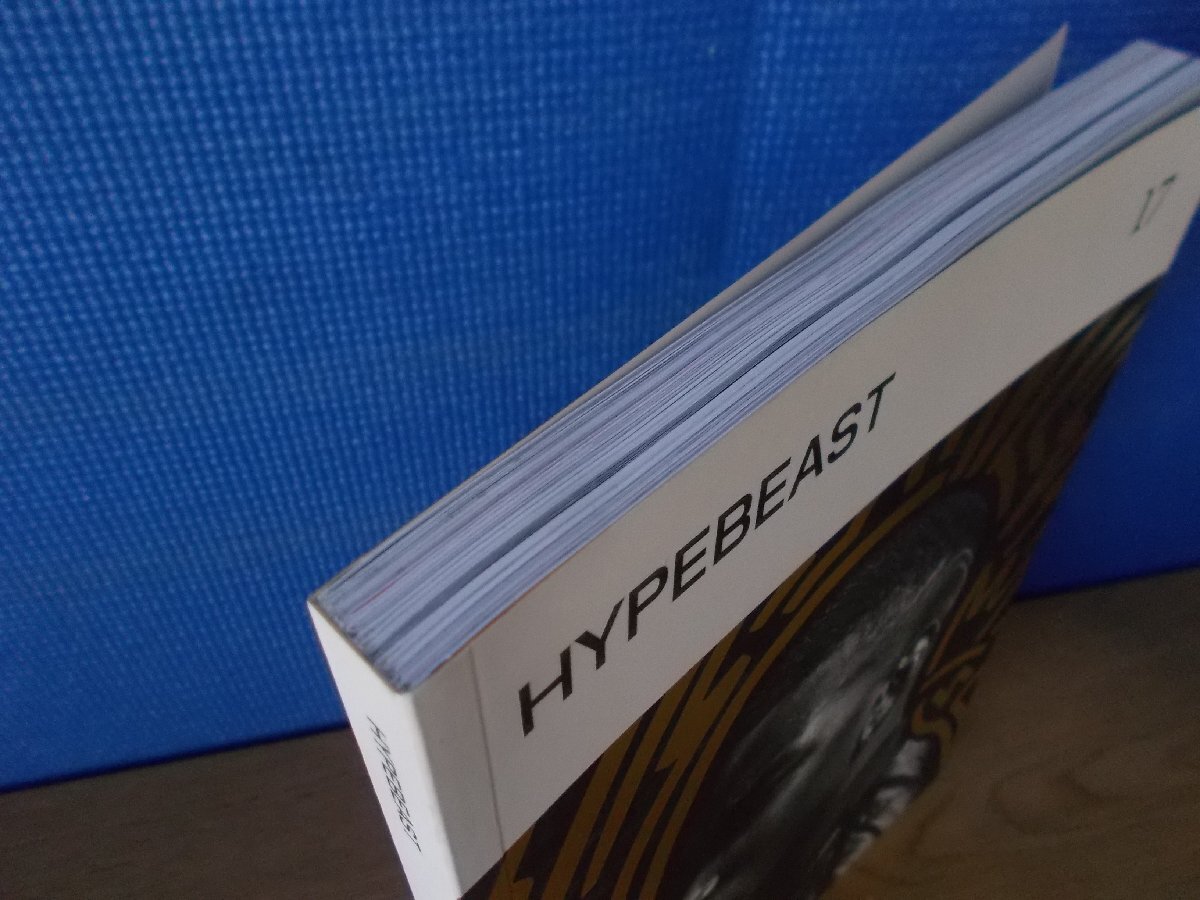 【古書:洋書】[雑誌]HYPEBEAST Magazine Issue 17 The Connection Issueの画像2