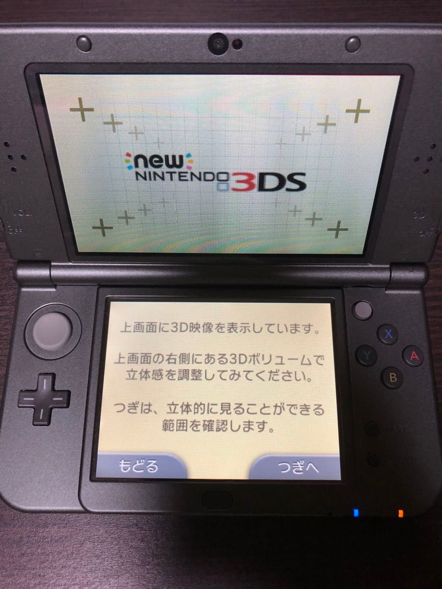 美品　Newニンテンドー3DSLL メタリックブラック 任天堂 初期化済　良品　動作確認済み