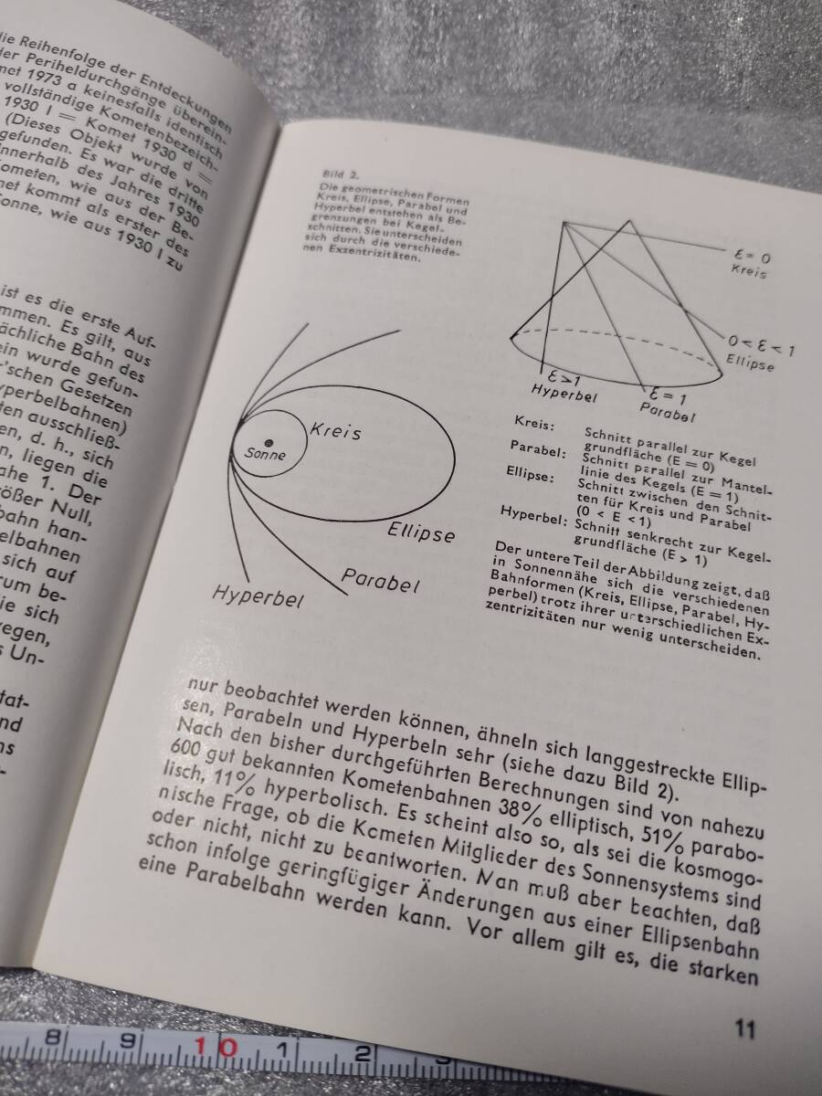 [ Carl Zeiss planetary um] astronomy materials . star . star planet interval dust small planet small booklet 1976 about .