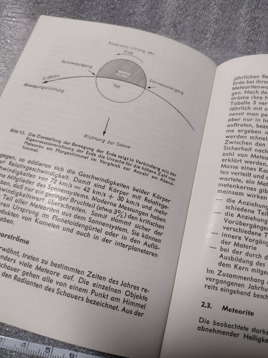 [ Carl Zeiss planetary um] astronomy materials . star . star planet interval dust small planet small booklet 1976 about .