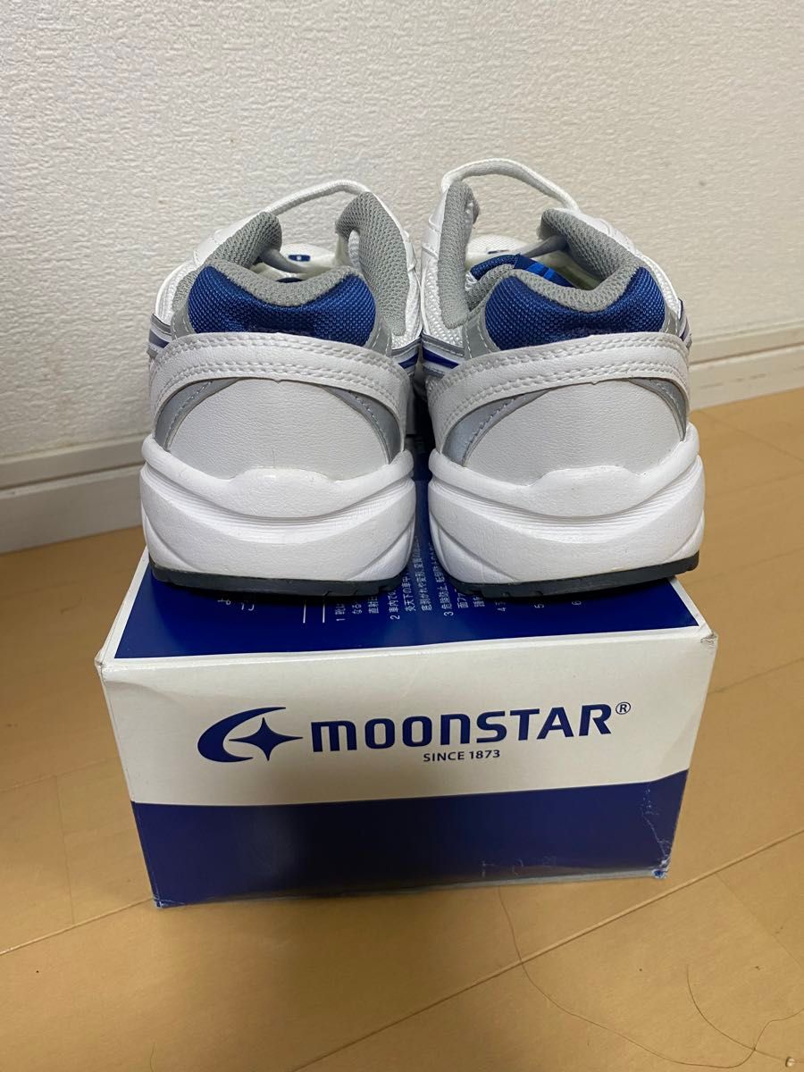 新品未使用☆26.5㎝ moon star ムーンスター体育靴 中学生　高校生