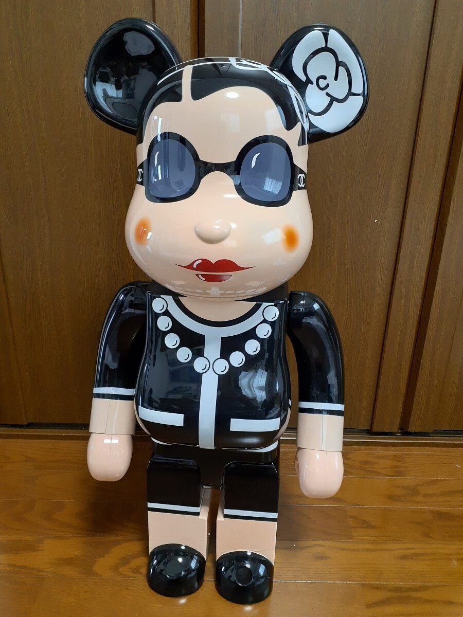 　【希少、激レア商品】☆BE@RBRICK CHANEL 1000%☆_画像2