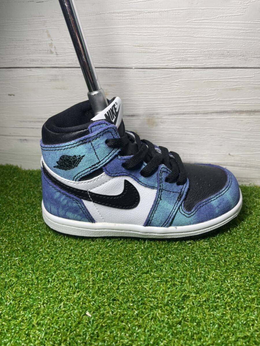 新品　超激レア　スニーカー型パターカバー　NIKE JORDAN 1 　HIGH Tie-Dyeゴルフ　パターカバー_画像2