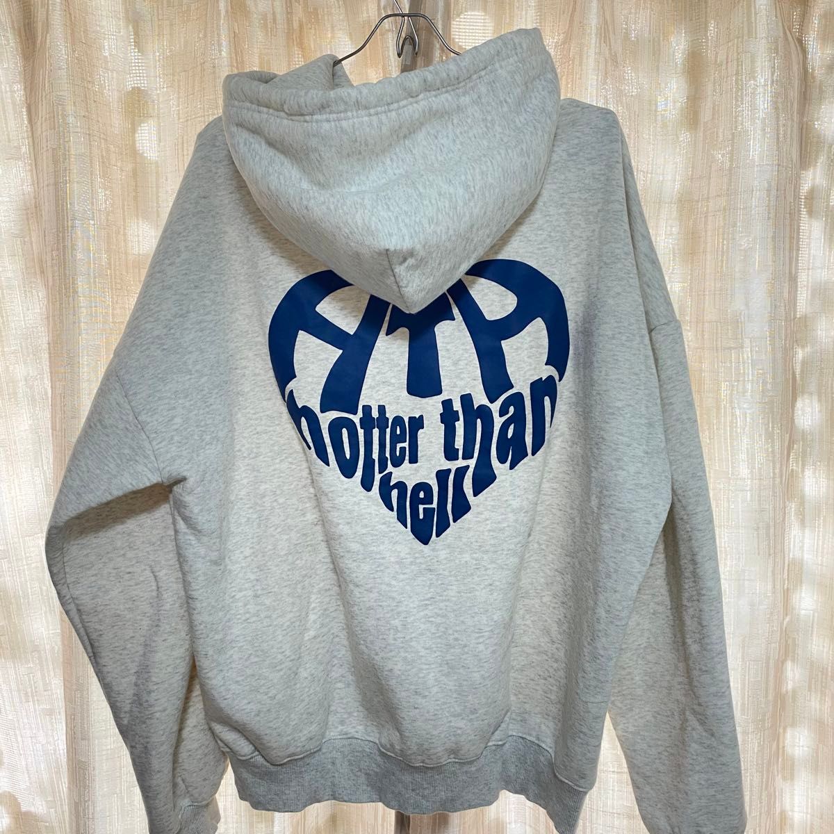 価格は安く 【先行販売】HTH Heart logo hoodie パーカー 新色