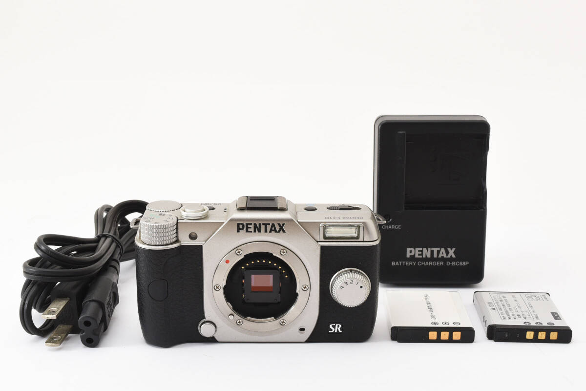 美品 Pentax Q10 Sirver ミラーレス デジタル一眼 カメラ シャッター回数1137 ボディ ペンタックス 761
