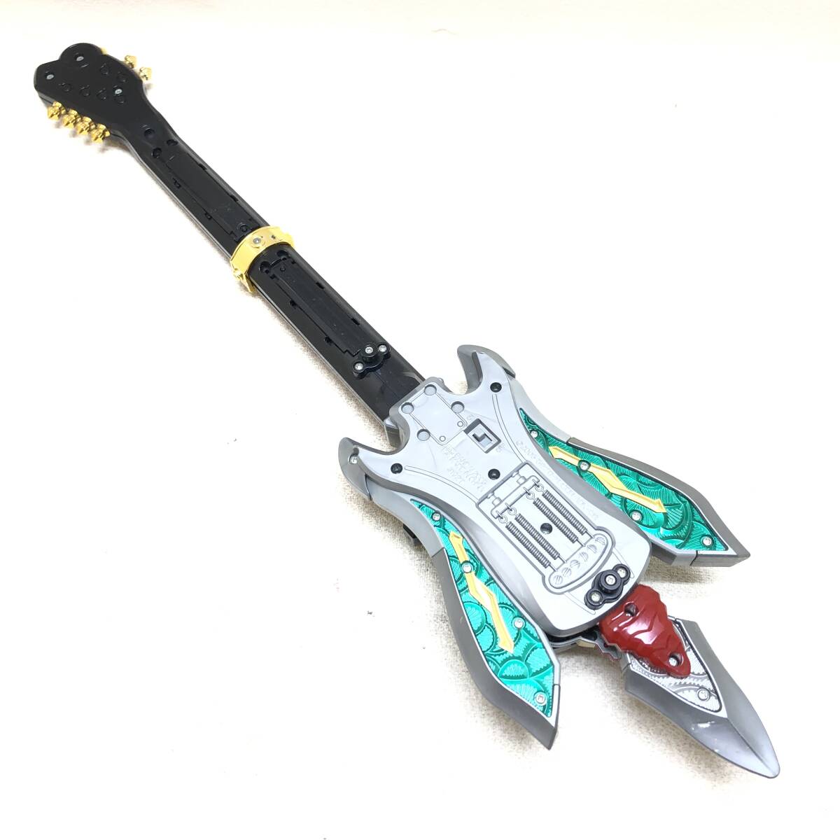 ☆BANDAI バンダイ 仮面ライダー 響鬼 トドロキ DX音撃弦 ギター ☆BANDAI バンダイ 仮面ライダー 響鬼 トドロキ DX音撃弦 ギター