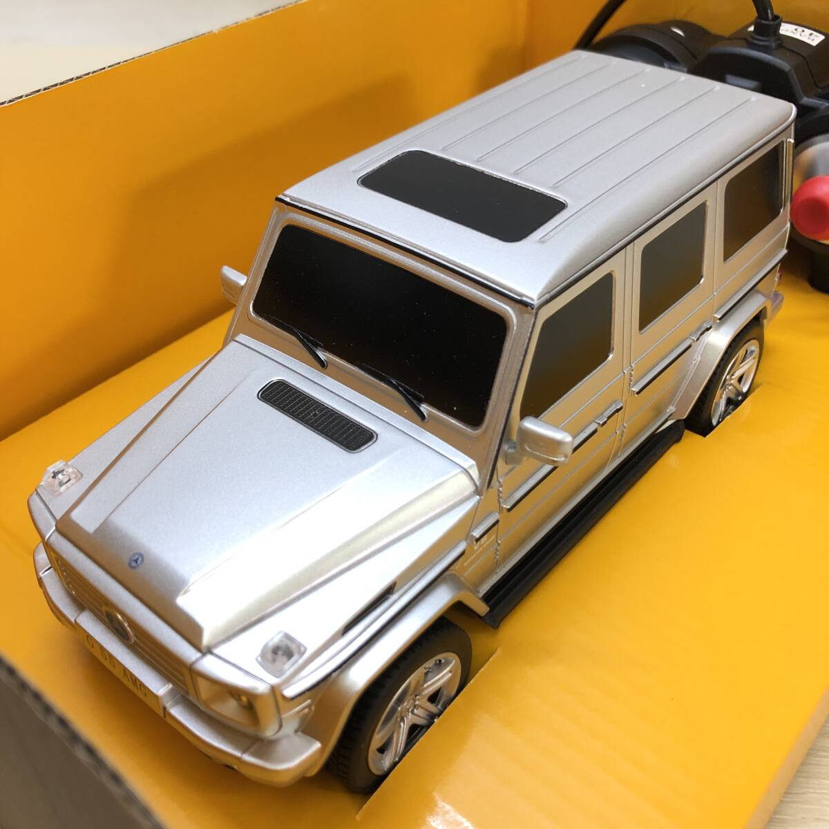 ♪未使用品 YSN フルファンクション ラジオコントロールカラー メルセデスベンツ G55 AMG シルバーカラー ラジコン ホビー 玩具♪N23326_画像4