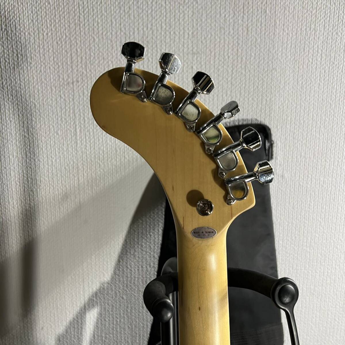 05 ZO-3 エレキギター / FERNANDES フェルナンデス / ソフトケース付き / スピーカー内蔵 音出し確認済み_画像6