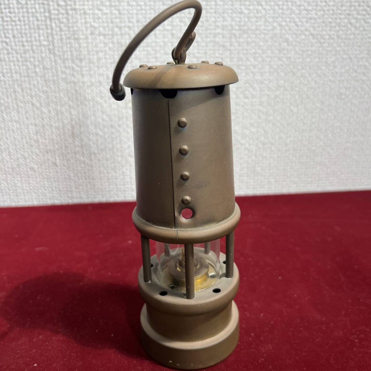 棚221 現状品 HOCKLEY LAMP&LIMELIGHT マイナーランプ キャンプ ライト ランタン真鍮製 の画像4