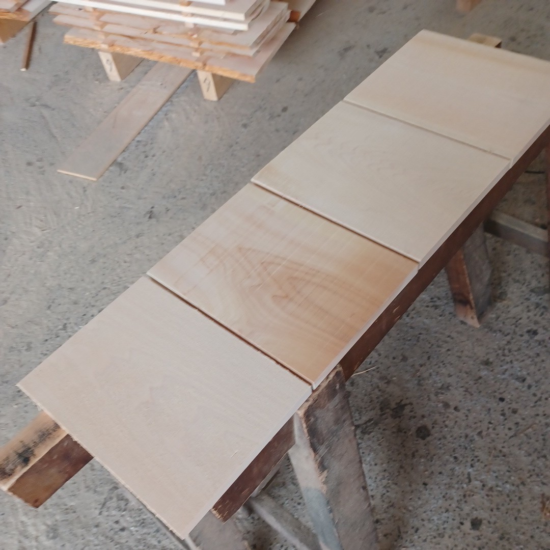 B-1535 【34.3×24.5～26.4×2cm】国産ひのき　板　4枚セット　テーブル　まな板　看板　一枚板　無垢材　桧　檜　DIY_画像6