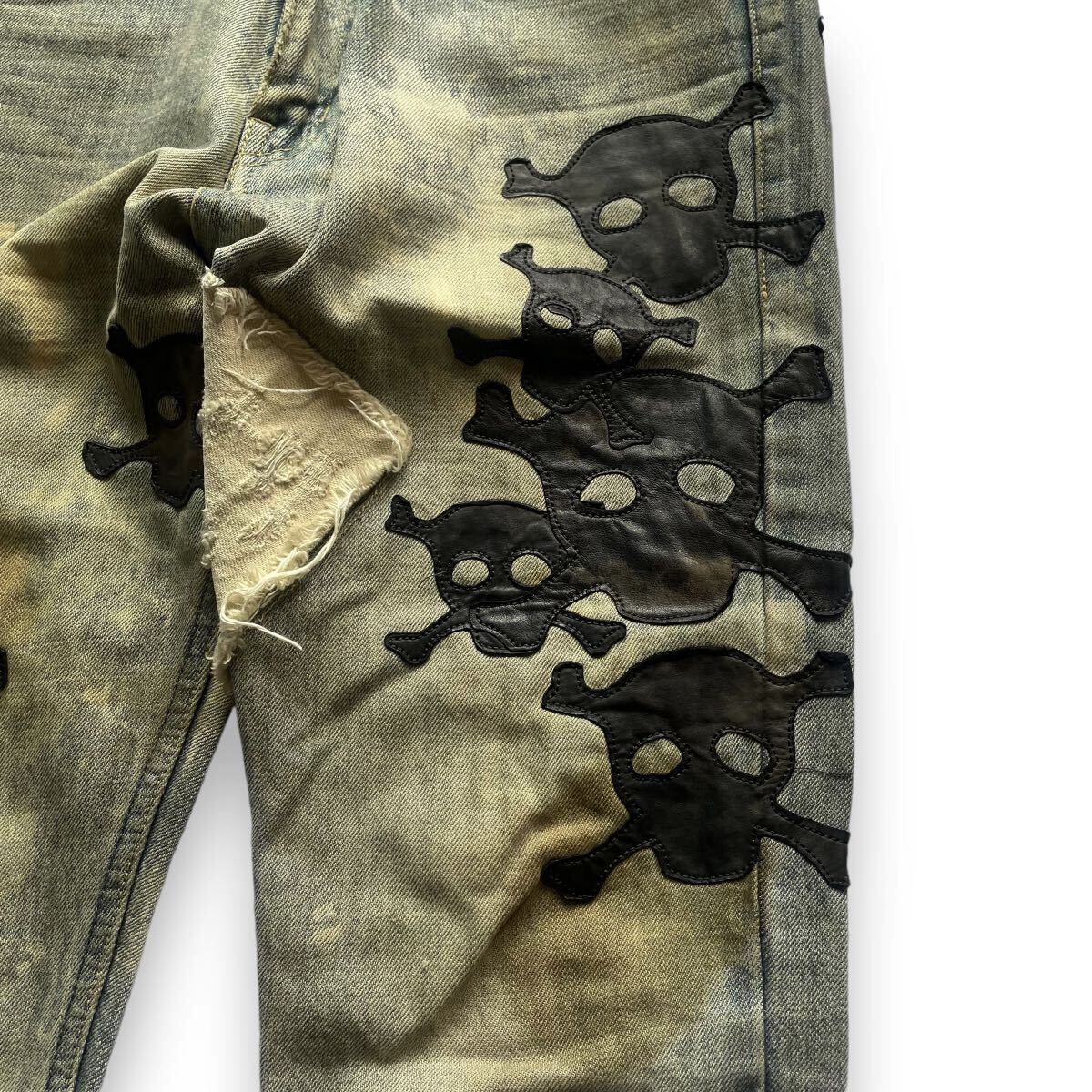 L.G.B. 'CRAZY WOLF' skull flare denim pants archive KMRii 