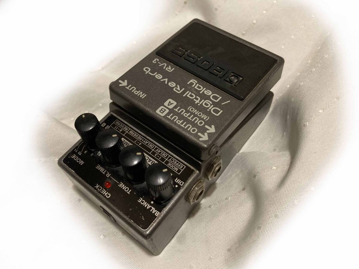 ♪名機♪BOSS Digital Reverb Delay RV-3 ボス エフェクターの画像1