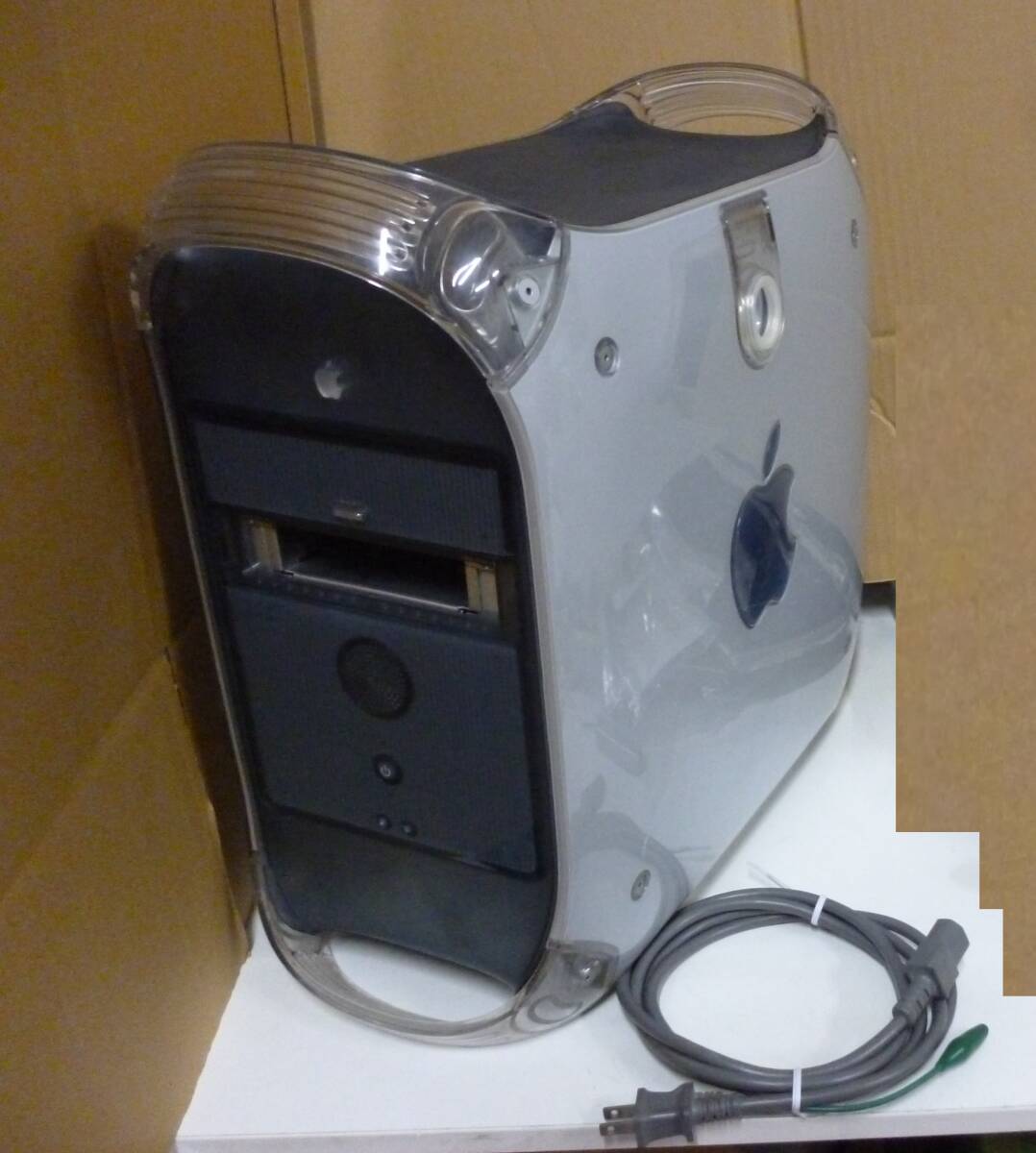 ★中古★Apple PowerMac G4 450MHz Mac OS 9.2.2 クリーンインストール済み/ HDD 80GB (7200rpm)/メモリ512MB/内蔵電池新品_画像1