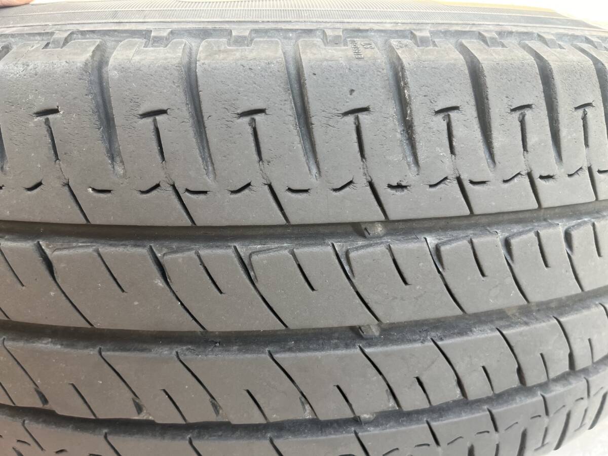 ハイエース等に　　タイヤホイール4本セット　215/65R16C_4本とも同じくらいの減り方です