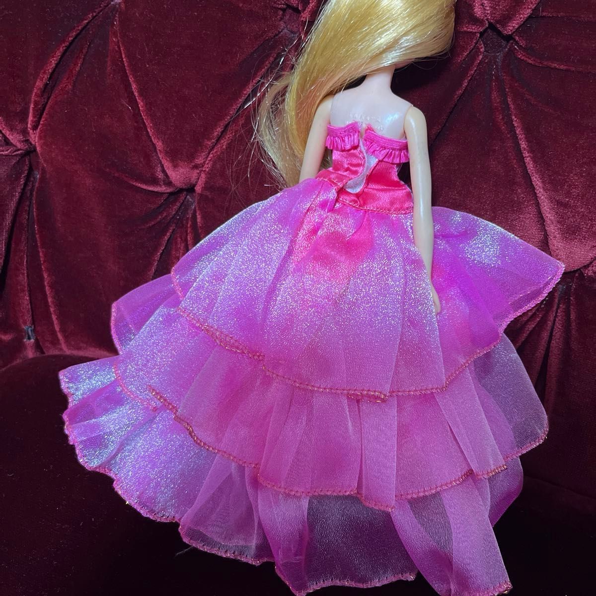 着せ替え人形　ドレス　ピンク