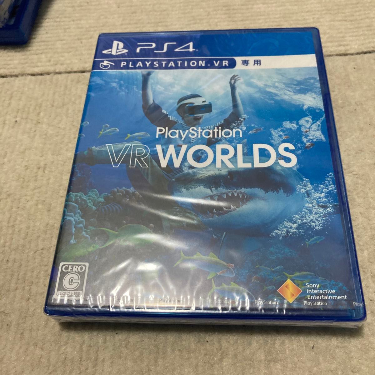 PlayStationVR WORLDS PS4 新品未開封