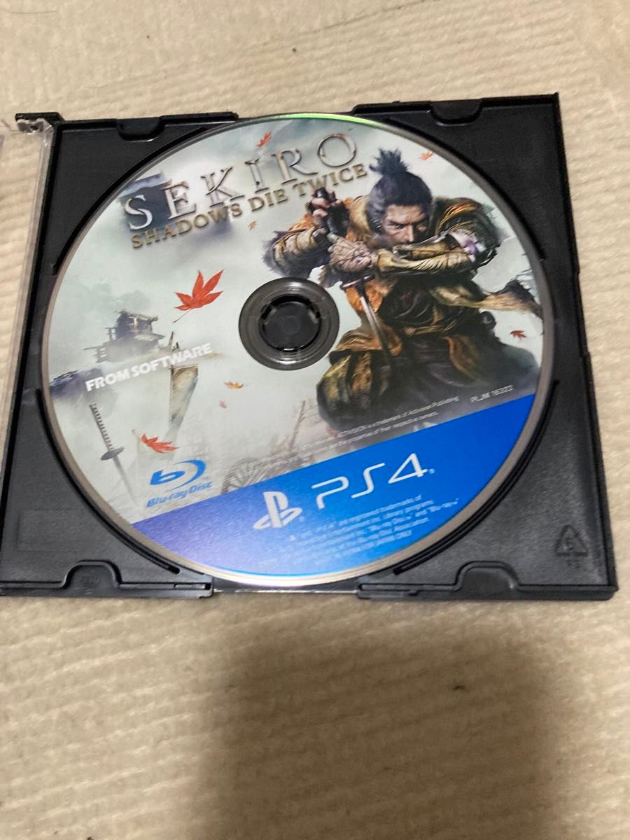 PS4 SEKIRO SHADOWS DIE TWICE 通常版ケース無し