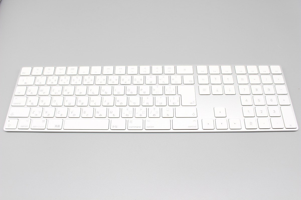 【A品】Apple Magic Keyboard（日本語配列) A1843 MQ052J/A Lightningケーブル付き 動作確認済【tkj-apka1843j-a】の画像2