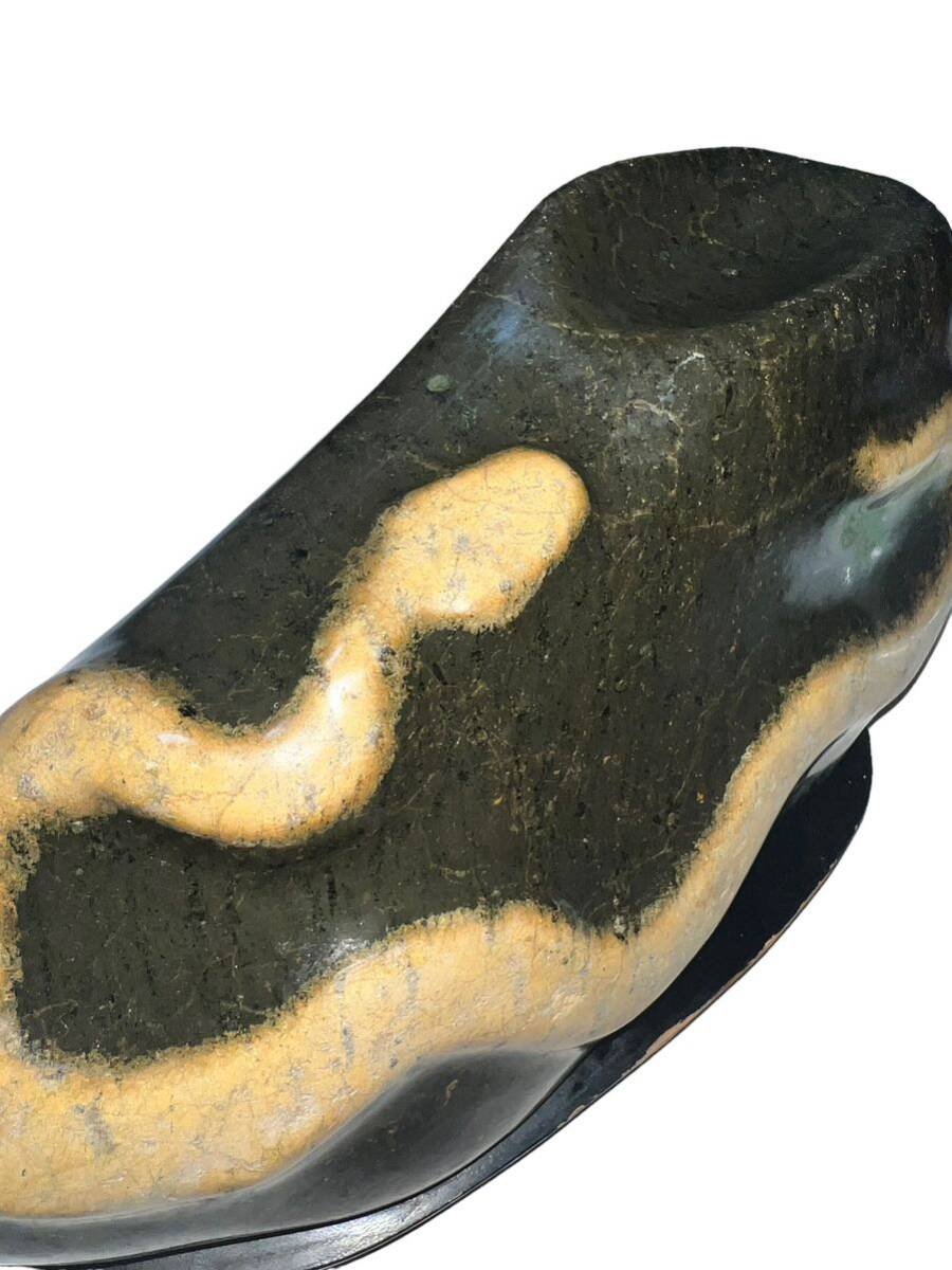 時代 白蛇石 鑑賞石 重量約8.4㎏ 高さ約16cm 蛇紋石　天然石 自然石 置物 _画像2