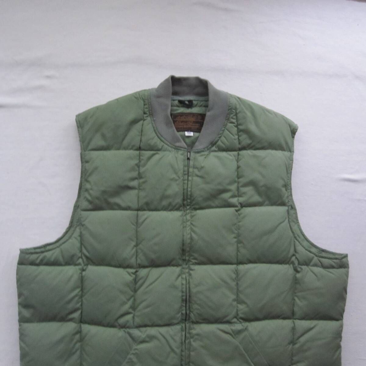 8500円 ☆ 70s エディーバウアー ダウンベスト (50) 黒タグ 8500円 ☆ 70s エディーバウアー ダウンベスト (50) 黒タグ