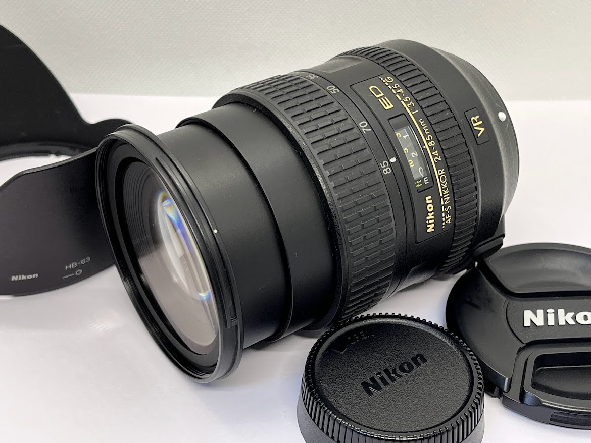 ★極上美品★ ニコン NIKON AF-S NIKKOR 24-85mm F3.5-4.5 G ED VR ★レンズフード NIKON HB-63付 #0327-5_画像2