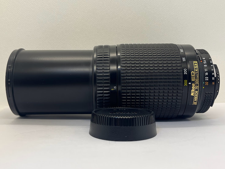 ★極上美品★ ニコン NIKON AF NIKKOR 70-300mm F4.5-5.6 D ED ★HB-15フード付き★ #0304-5　　_画像4