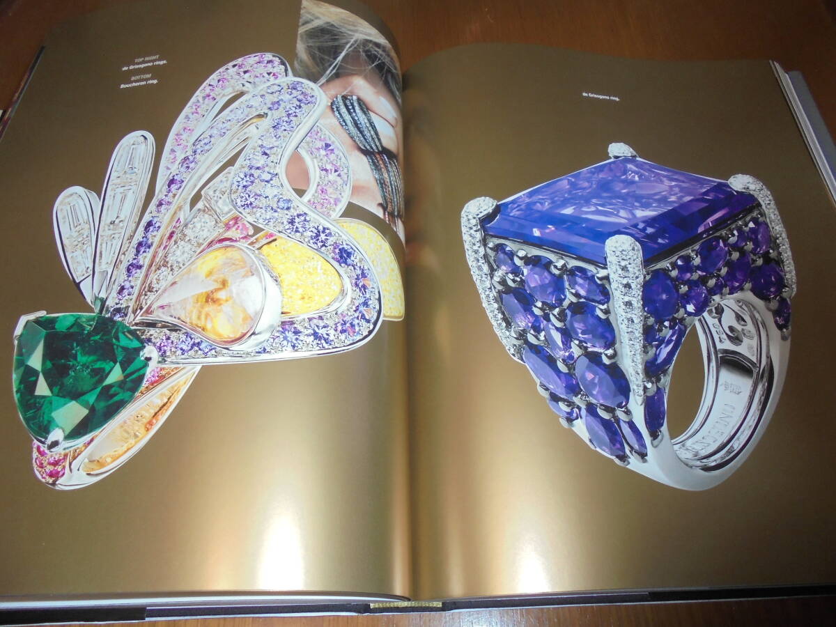 洋書美しすぎる世界のジュエリー写真集 Jewelry International, Vol. V 世界で最も美しい宝石とそれを製造する企業を特集 洋書美しすぎる世界のジュエリー写真集 Jewelry International, Vol. V 世界で最も美しい宝石とそれを製造する企業を特集