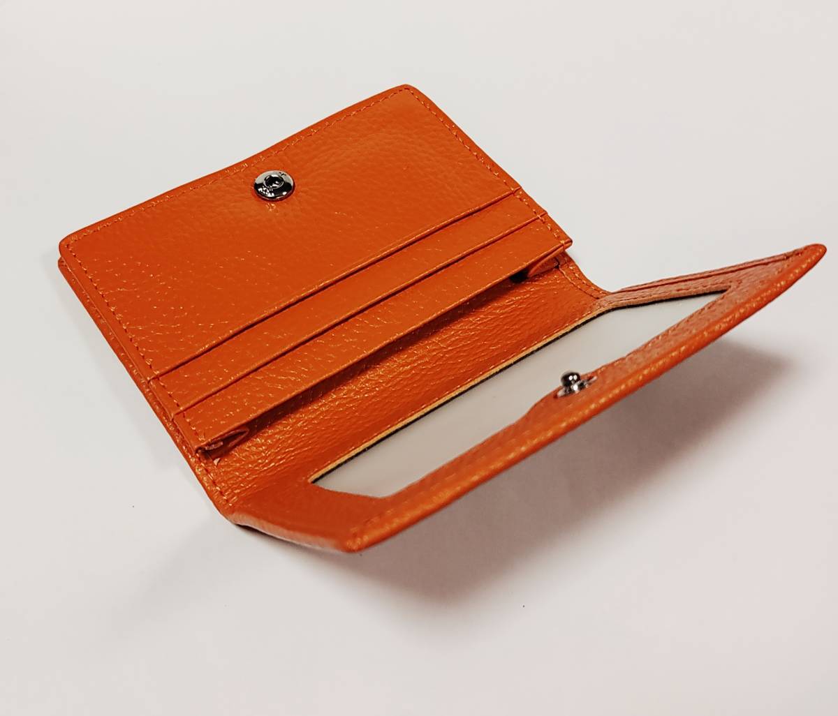 名刺入れ カード入れ 定期入れ 本革 カードケース メンズ レディース 財布 牛革 カラー ダークオレンジ 窓付きタイプ の画像6