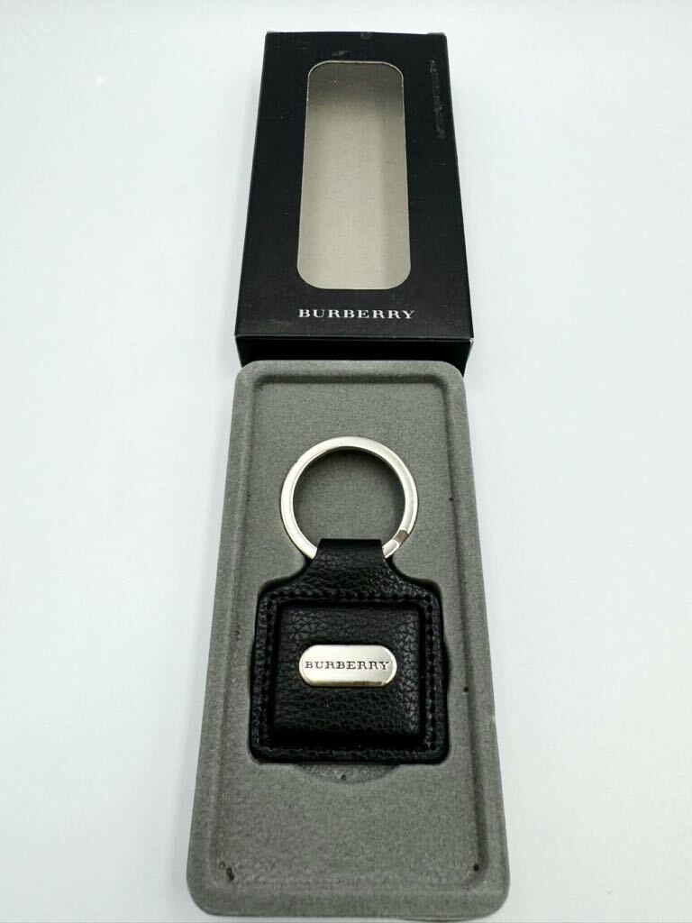 未使用品　バーバリー　キーリング　ブラック　レザー　メンズ　レディース　キーケース　財布　キーホルダー