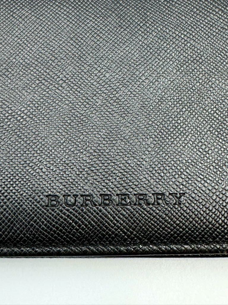 美品　バーバリー　二つ折り財布　ブラック　小銭入れ付き　レザー　メンズ　レディース　カードケース　コインケース_画像2