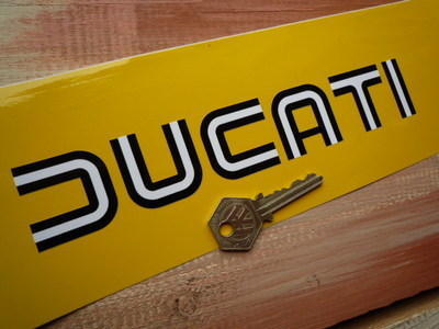 ◆送料無料◆ 海外 Ducati Black & White Lined ドゥカティ 205mm 2枚セット カッティング ステッカー_画像1