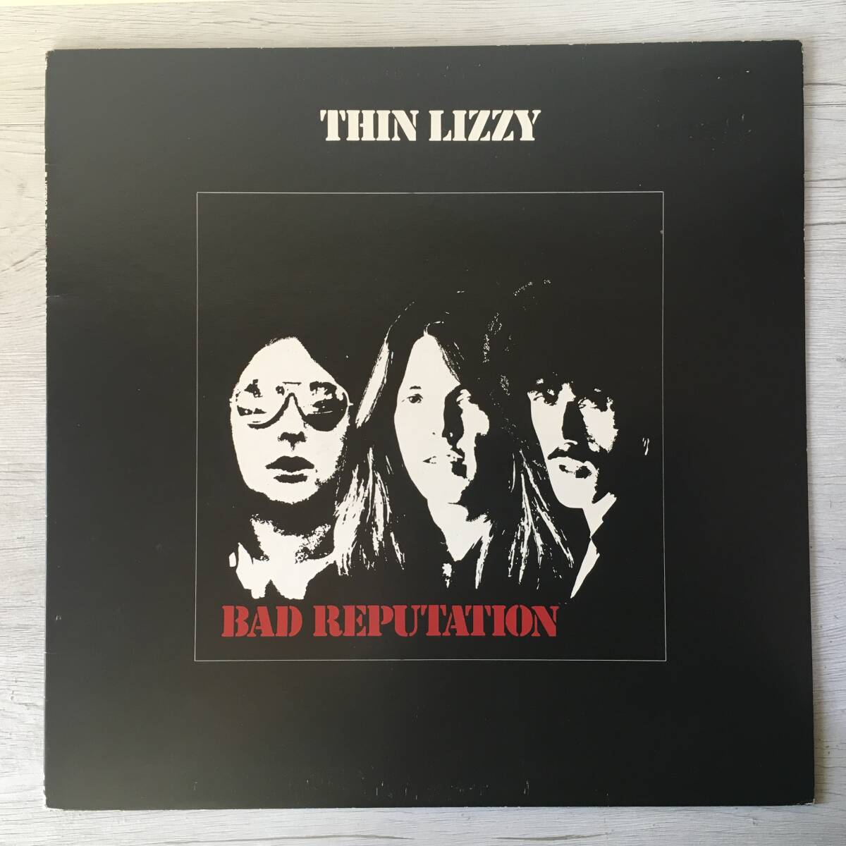 THIN LIZZY BAD REPUTATION UKオリジナル　_右上ステッカーか何か剥がした跡。