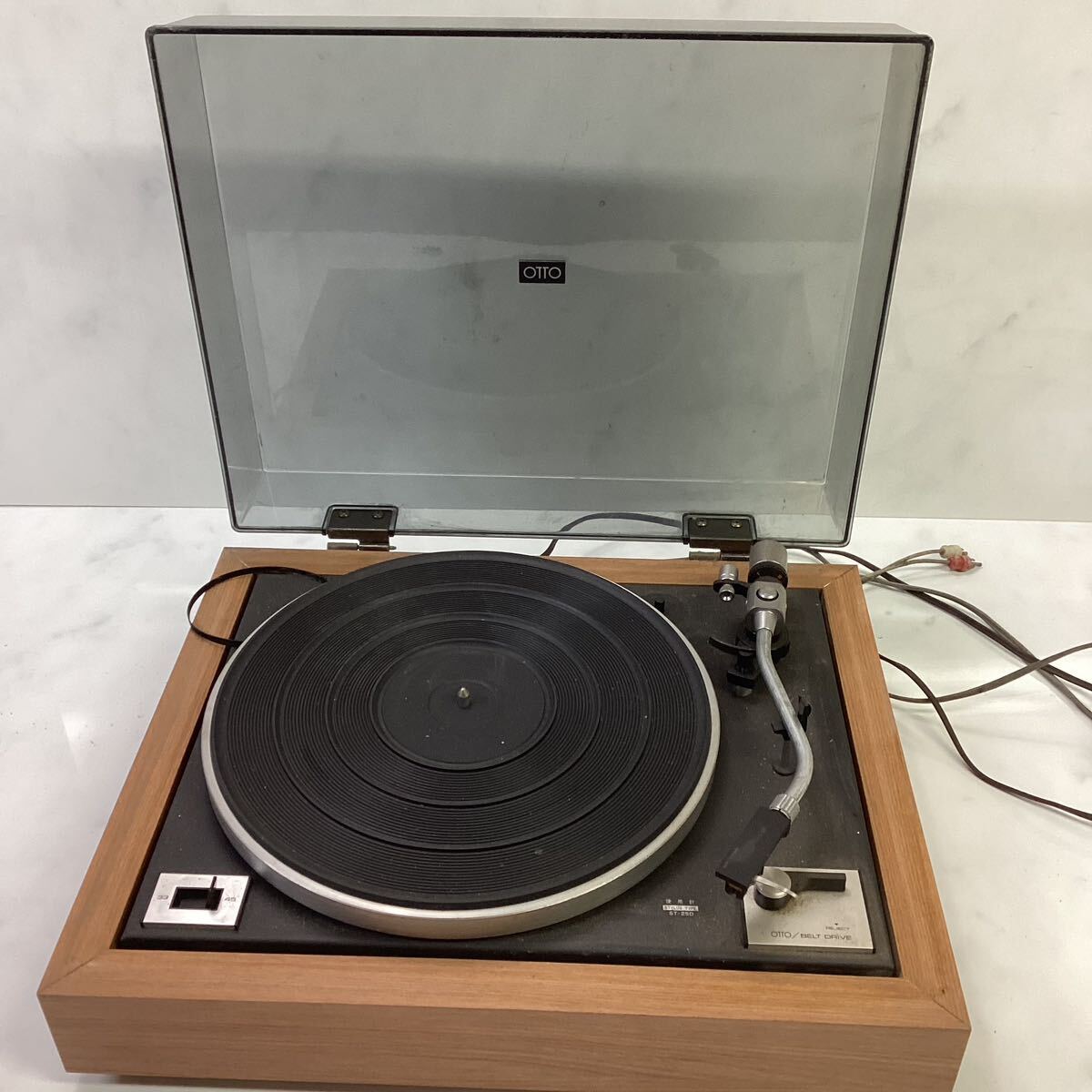 ジャンク　OTTO SANYO DC-J5 レコードプレイヤー　サンヨー（W-51）_画像1