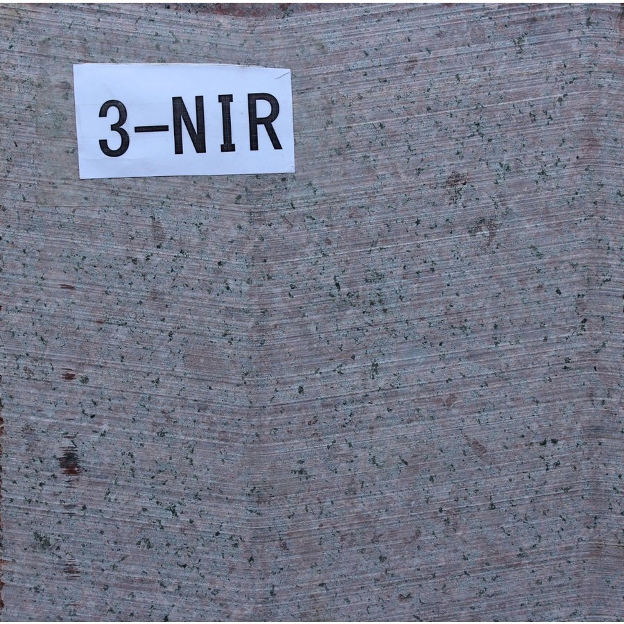 インド産　天然御影石　３００角　レッド３NIR　８枚の単価_画像3
