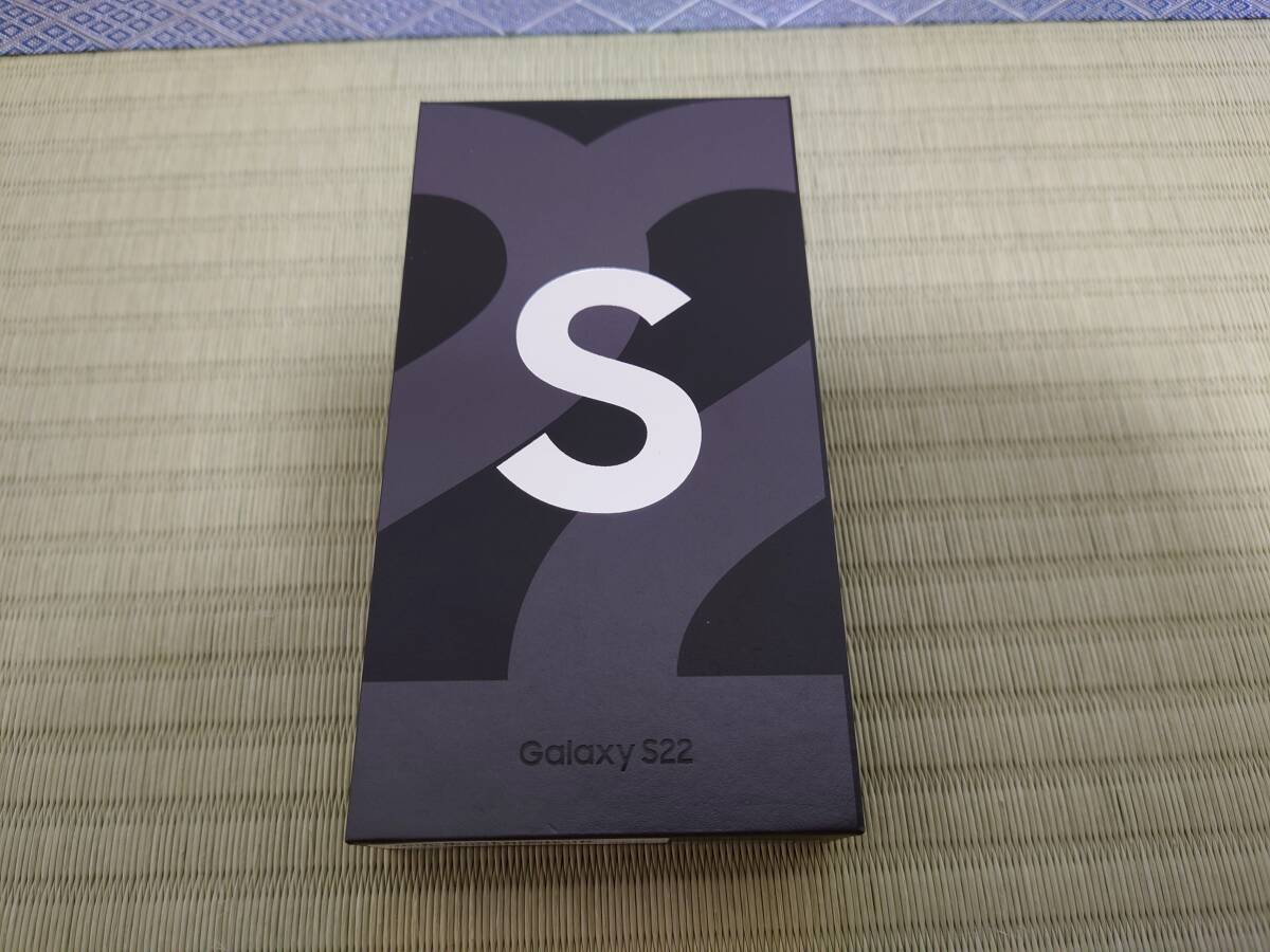 au Galaxy S22 SCG13◇Phantom White SIMフリー 残債なし・ネットワーク利用制限◯