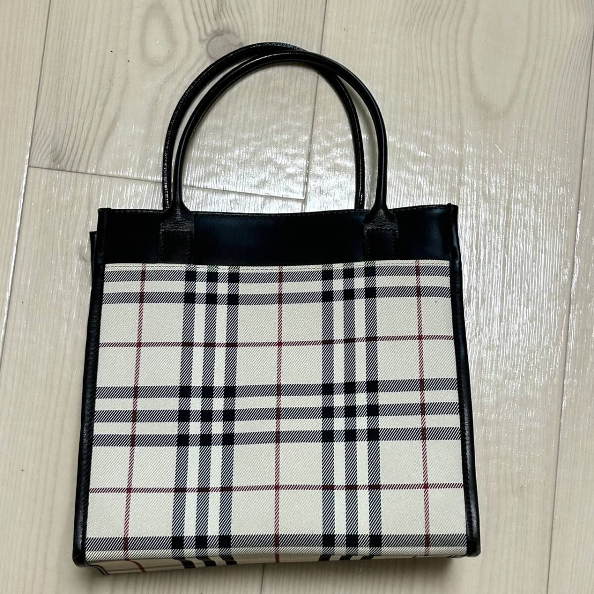 Burberry　バーバリー　ハンドバッグ　チェック　中古品　保管品　トート　バッグ_画像2