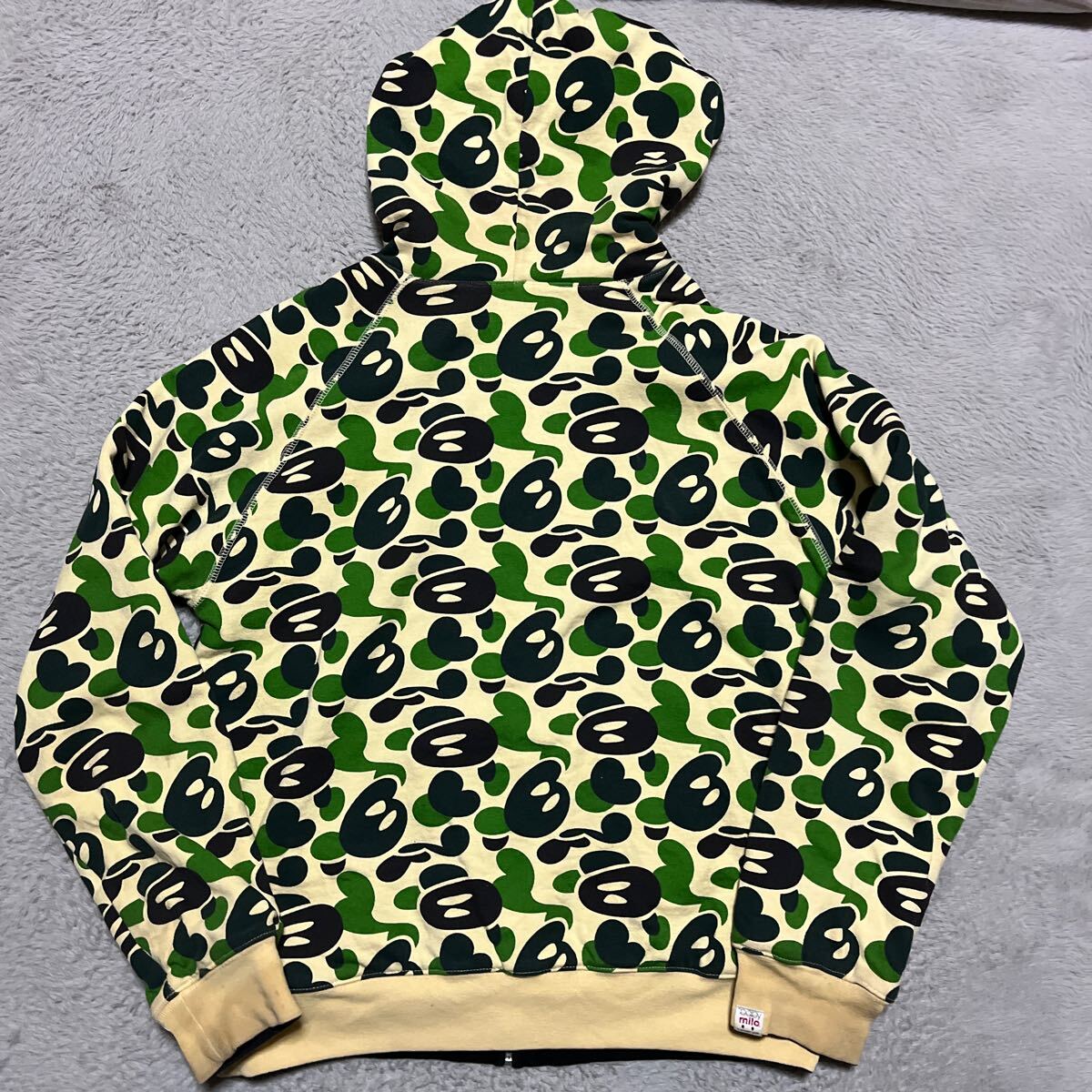 A BATHING APE BAPE KAWS BABY MILO CAMO 迷彩　Hoodie パーカー　スウェット　s リバーシブル　shark STA sk8 ベビーマイロ_画像2