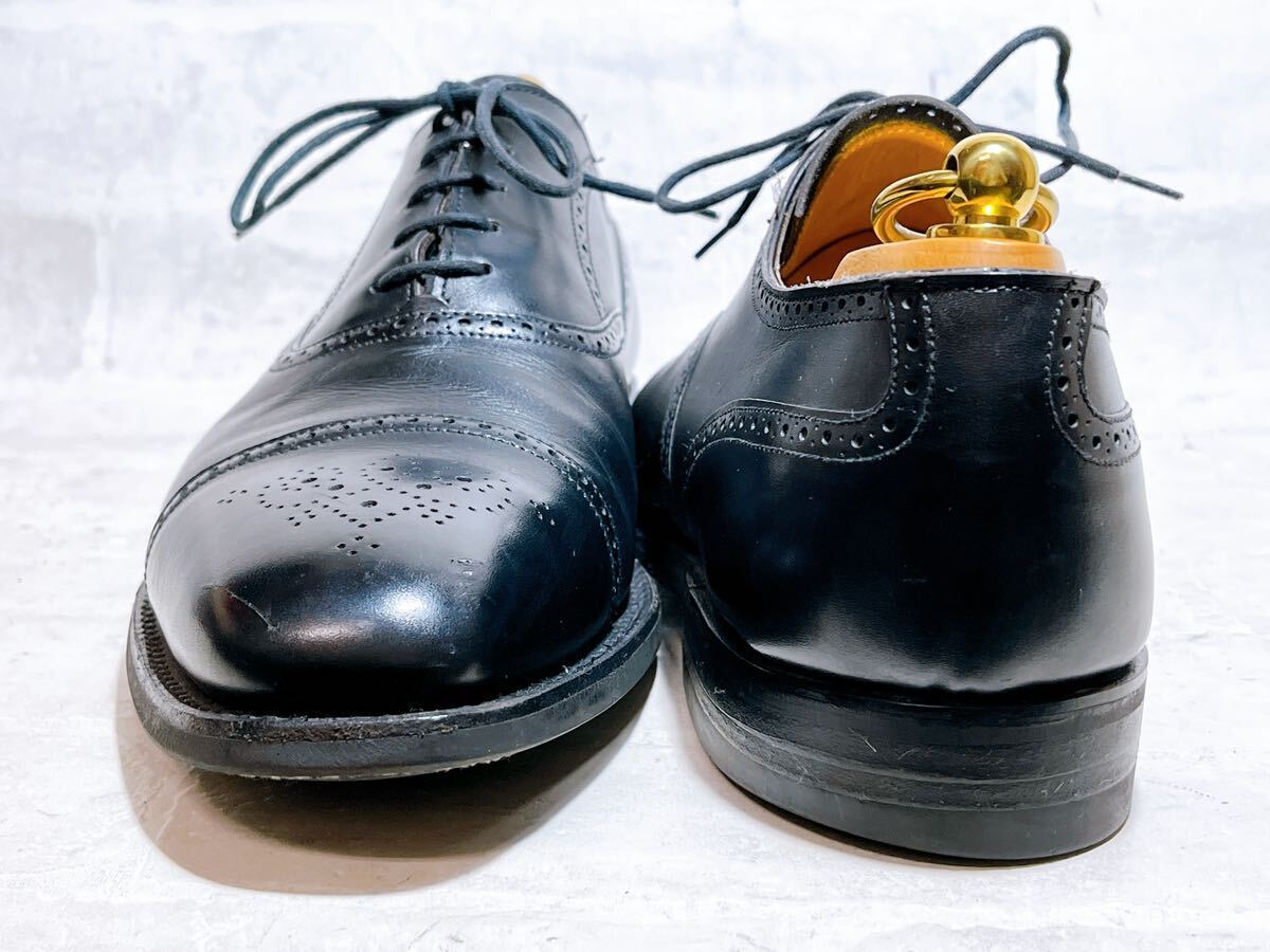 イギリス製【美品】GRENSON footmaster グレンソン 高級 セミブローグ ビジネスシューズ 本革 レザー 黒 UK8.5（約27cm）