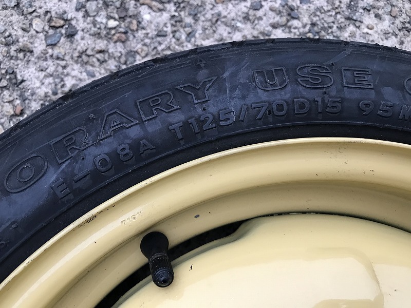 応急タイヤ　T125/70D15 TOYO　15インチ　アクア・ヴィッツなど　スペアタイヤ_画像2