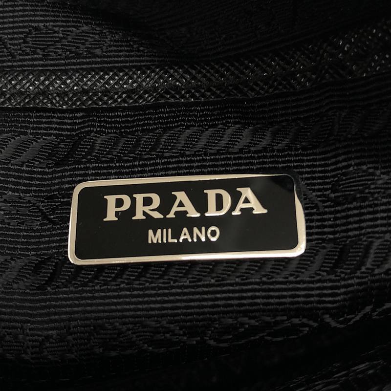 【美品】 PRADA / プラダ | ENSEMBLE 取り扱い / ポーチ付き ナイロン ショルダーバッグ / ユニセックス | ブラック | メンズ_画像4