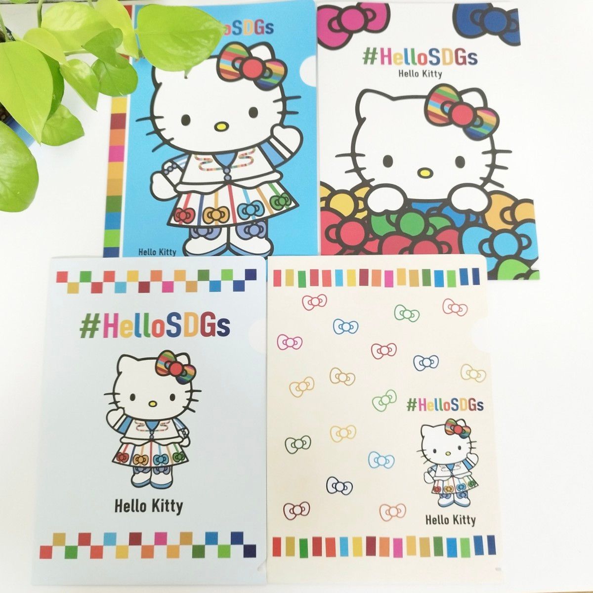 【Hello Kitty】ハローキティ お皿＆ファイル&カレンダー&シールセット