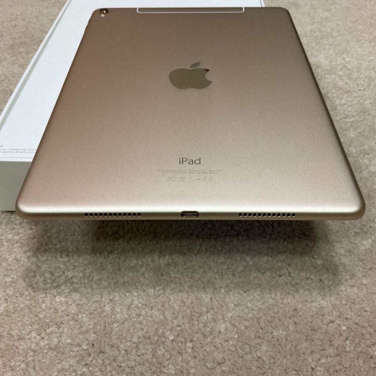 【美品】iPad Pro 9.7インチ 32GB Wi-Fi + Cellular SIMフリー GOLD MLPY2J/A