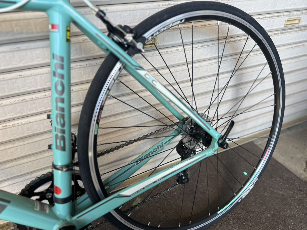 ロードバイク Bianchi ALU HYDRO TRIPLE BUTTED 6000 直接お渡し歓迎 配送も可！MADOUK DRX4000 Taiwan 6061-T6 Panasonic SAJ080 Vittoriaの画像3