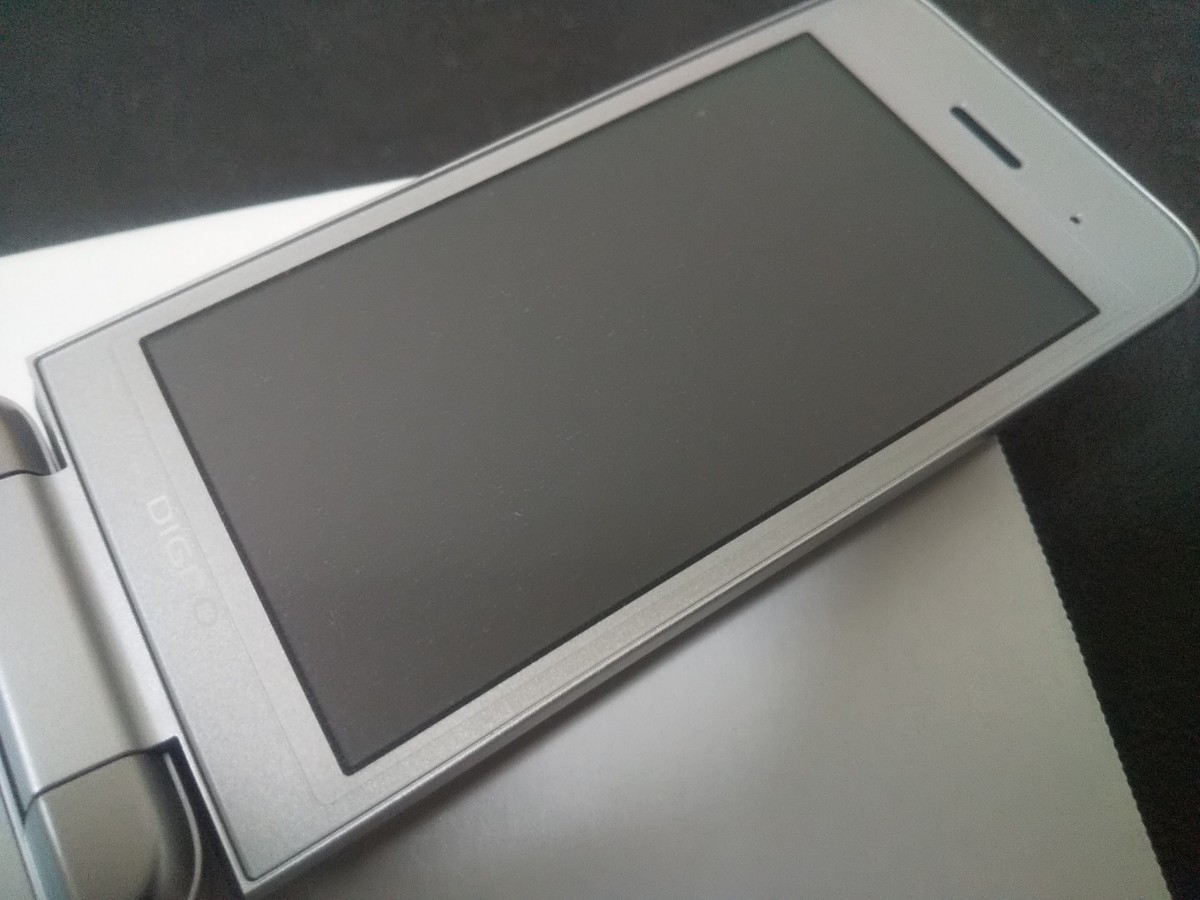 希少② 未使用 SIMロック解除】SoftBank 902KC DIGNO ケータイ3 希少② 未使用 SIMロック解除】SoftBank 902KC DIGNO ケータイ3