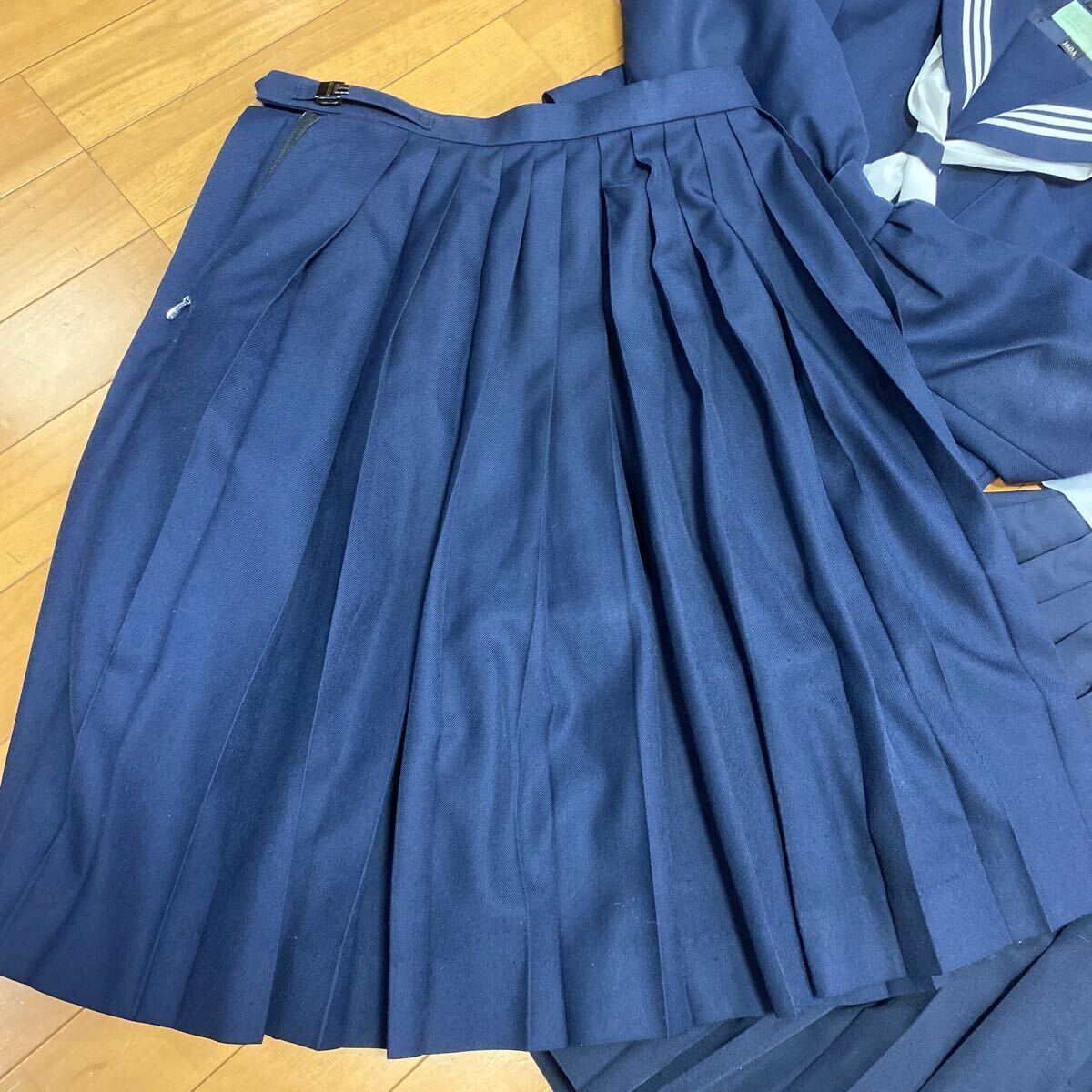 1 6 7 コスプレ衣装 冬 夏 制服 上下セット リボン付き 姉妹品_画像4