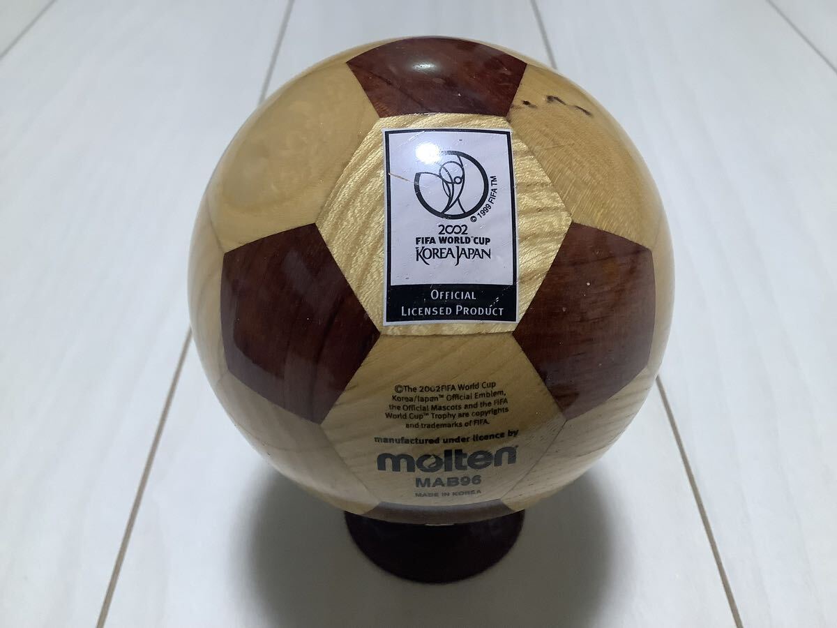 2002 FIFA ワールドカップ 日韓ワールドカップ 記念 サッカーボール 木製 モルテン 記念品 WORLDCUPの画像1