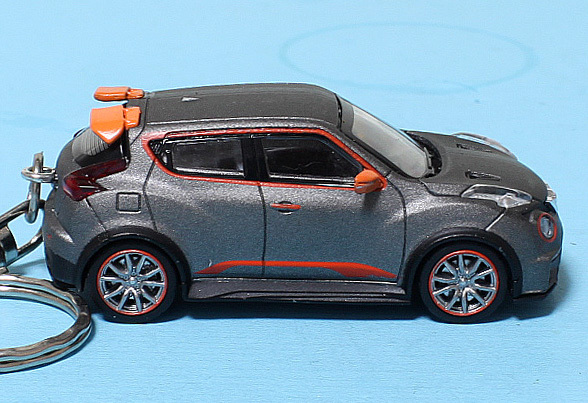 ★☆NISSAN JUKE R 2.0☆日産 ジュークR 2.0☆YF15型☆SUV☆GT-R☆ミニカー☆キーホルダー・アクセサリー☆★_画像2